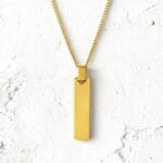 Collier Maille Gourmette dorée avec médaille personnalisée Boston – Image 3